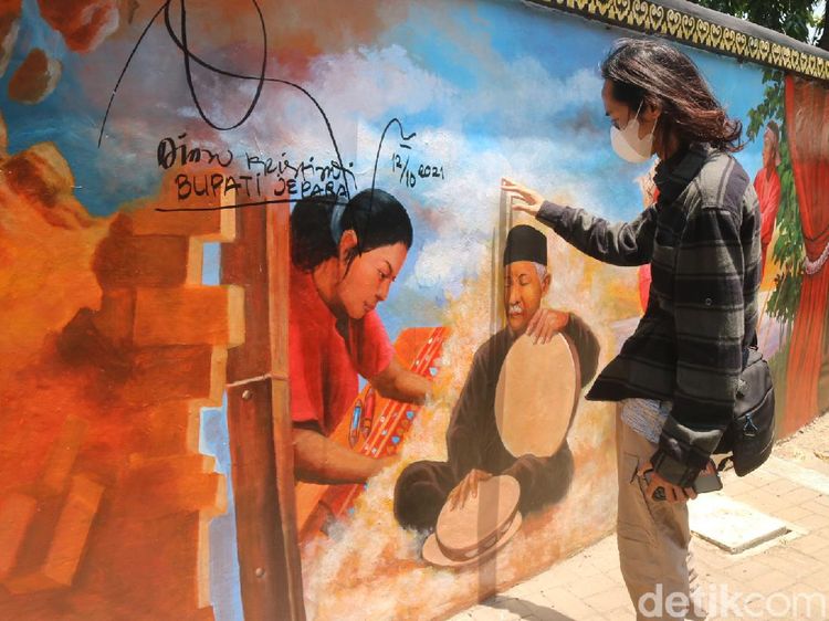 Potret Mural Baru di Museum Kartini Jepara