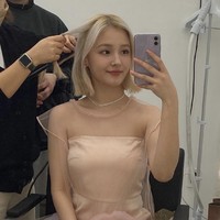 Pemilik nama lengkap Nancy Jewel McDonie itu tinggal di Amerika Serikat selama enam tahun sejak berumur dua tahun. Orang tuanya ingin Nancy merasakan dua budaya yang berbeda dalam waktu singkat. Foto: dok. Instagram nancyjewel_mcdonie_