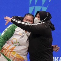 Juara Angkat Besi kelas +87 kg putri di PON XX Papua 2021 adalah Nurul Akmal dari kontingen Aceh. Ia berhasil meraih medali emas di PON Papua 2021. Wanita yang akrab disapa Amel itu mengucapkan rasa syukurnya karena telah berhasil meraih medali emas. Alhamdulillah 🤲😇 Terimakasih buat semuanya 🙏❤️ #torangbisa #torangbisaponxx2021, tulis @nurulakmal_12. Foto: Dok. Instagram @nurulakmal_12.