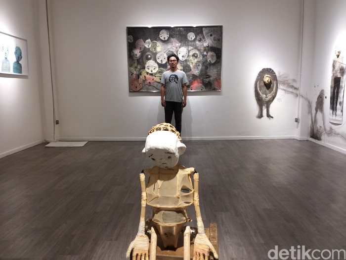 Pameran Tunggal Iwan Effendi Berjudul Daydreaming Face di RUCI Art Space, Blok M, Jakarta Selatan.