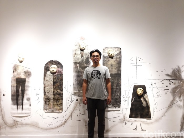 Pameran Tunggal Iwan Effendi Berjudul Daydreaming Face di RUCI Art Space, Blok M, Jakarta Selatan. Pameran Tunggal Iwan Effendi Berjudul Daydreaming Face di RUCI Art Space, Blok M, Jakarta Selatan.