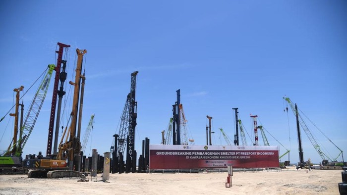 Presiden Joko Widodo resmikan dimulainya proyek smelter PT Freeport Indonesia