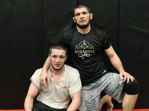 Saudaranya Khabib Nurmagomedov Akan Duel di ONE Championship