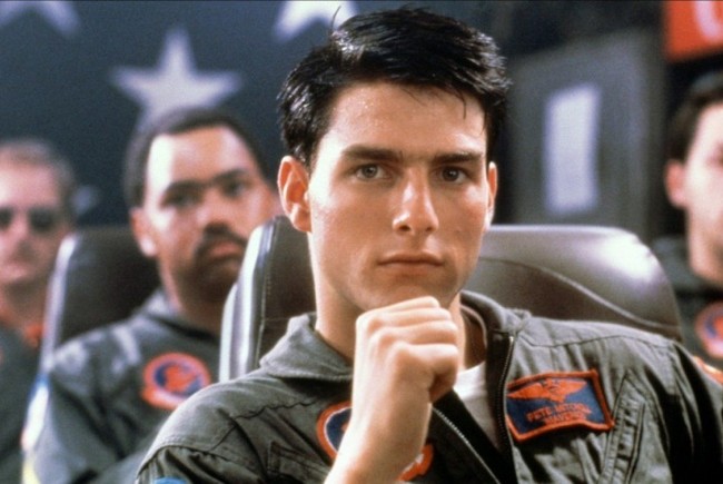Tom Cruise mencuri atensi dan meroket popularitasnya menjadi aktor terkenal setelah membintangi film Top Gun pada 1986. Foto: dok. AFP