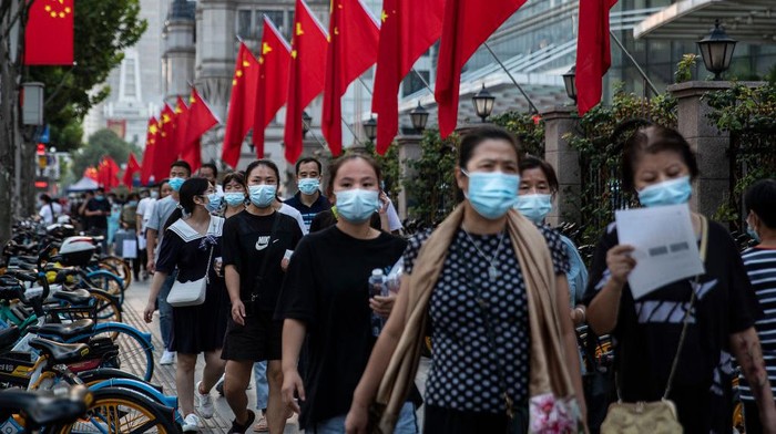 Otoritas China bersiap memeriksa ratusan ribu sampel darah dari bank darah yang ada di kota Wuhan sebagai bagian dari penyelidikan asal-usul virus Corona (COVID-19).