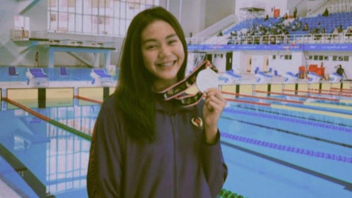 Dheya Nazhira (17) atlet selam peraih medali emas PON XX Papua 2021 asal Kabupaten Ciamis.