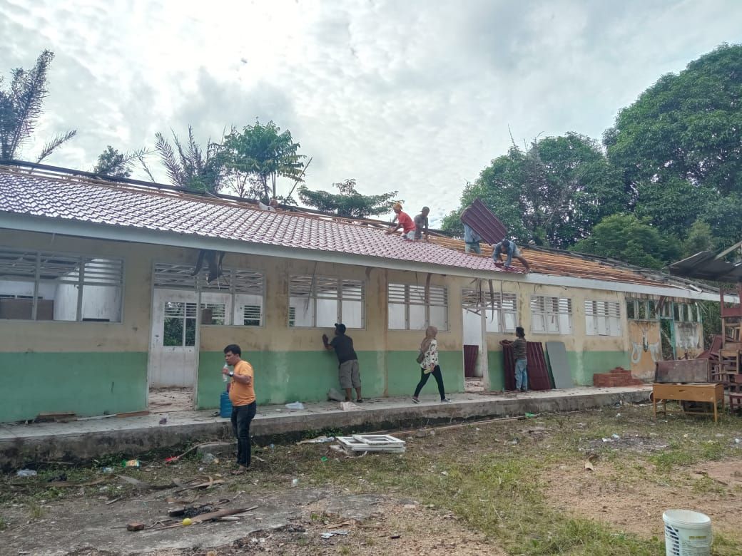 Gedung sekolah di Padangsidimpuan yang telah diperbaiki (dok. Istimewa)
