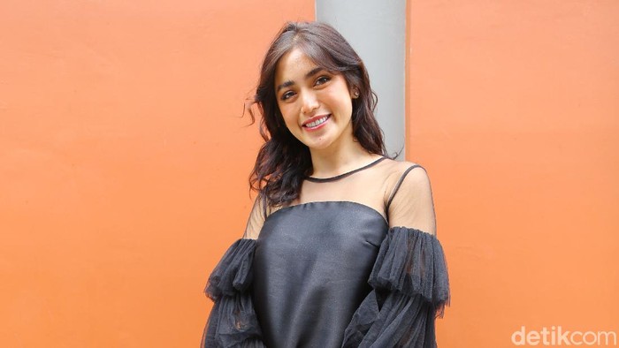 Jessica Iskandar saat ditemui di kawasan Gedung Trans TV.