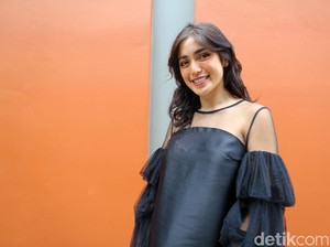 Jessica Iskandar dan Vincent Verhaag Ajak El Barack Saat Honeymoon