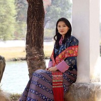 Sejak kecil, Jetsun Pema sudah memiliki kecantikan yang membius. Foto: Instagram @queenjetsunpema