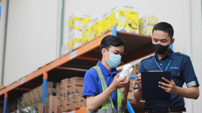 Layanan gudang online.