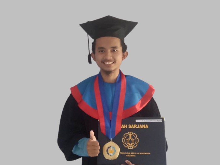 Mahasiswa ITS lulusan terbaik  Bidikmisi di wisuda ke-124.