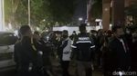 Membludak! Antrean BSU di Surabaya Dibubarkan