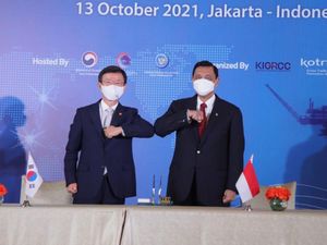 Luhut Bertemu Menteri Samudera Korea, Bahas Proyek Bongkar Rig