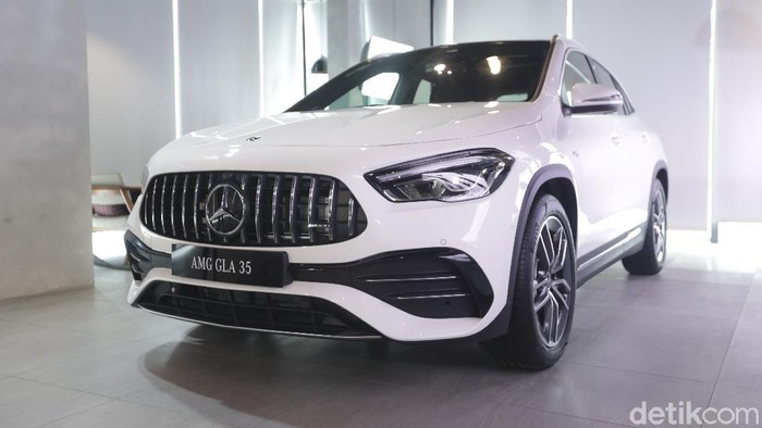 Mercedes-AMG GLA 35 4MATIC