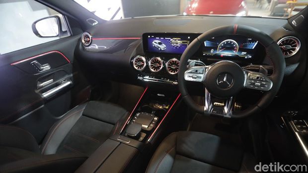 Mercedes-AMG GLA 35 4MATIC