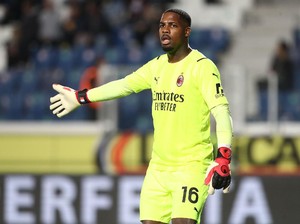 Mike Maignan Jalani Operasi, Milan Bidik Mirante