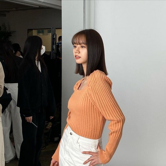 Model Rambut Pendek Wanita ala Artis Korea Hyeri