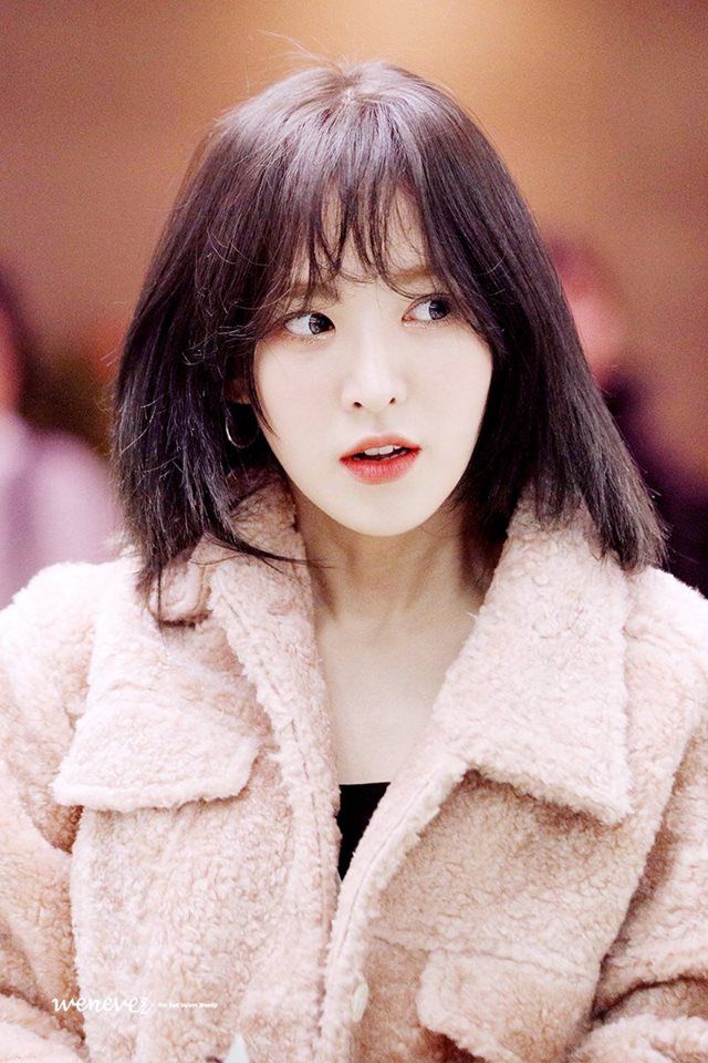 Model Rambut Pendek Wanita ala Artis Korea Wendy Red Velvet