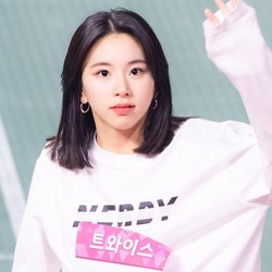 Chaeyoung TWICE Gak Lanjut di JYP, Siap Pindah Agensi