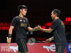 Cerita Mohammad Ahsan Saat Bagi Jersey ke Suporter Cilik Piala Thomas
