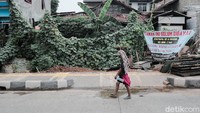 Sejumlah bidang tanah tersebut terkena imbas dari pembangunan flyover tapal kuda Tanjung Barat.
