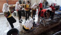 Pelatihan ini juga untuk mencetak generasi muda agar menjadi pengusaha bidang batik.