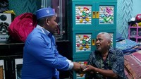 Haji Sasa mendatangi kediaman Kakek Suhud di daerah Jalan Sentiong, Kecamatan Djohar Baru, Jakarta Pusat, pada Selasa (12/10). (dok Istimewa)