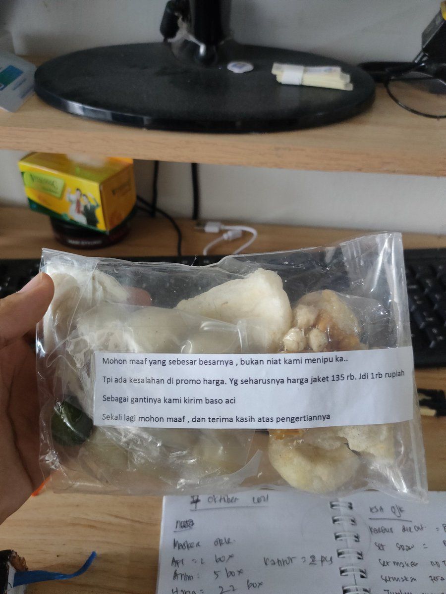 Salah Pasang Harga Jaket, Pemilik Olshop Minta Maaf Pakai Baso Aci