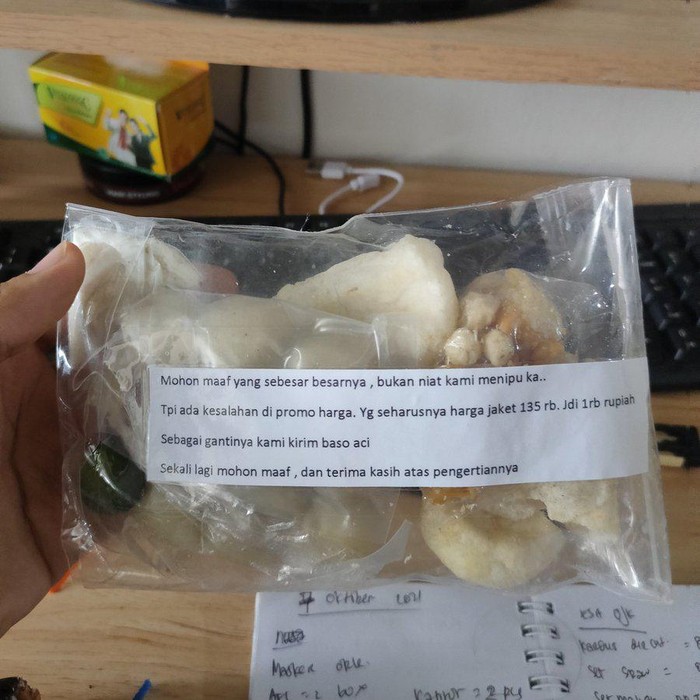 Salah Pasang Harga Jaket, Pemilik Olshop Minta Maaf Pakai Baso Aci Salah Pasang Harga Jaket, Pemilik Olshop Minta Maaf Pakai Baso Aci