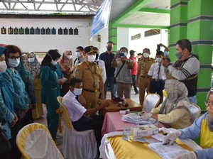 Pemprov Kalteng Suntikkan 500 Dosis Vaksin ke Pelajar-Warga