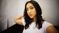 Anindita Hidayat adalah seorang selebgram, penyiar radio, sekaligus freelancer make up artist yang dikabarkan memiliki kedekatan dengan penyanyi Rizky Febian.