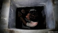 Untuk itu, Pemprov DKI terus memperluas layanan air perpipaan. 