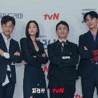 Baru-baru ini, Jun Ji Hyun pun menjadi perbincangan setelah video teaser Jirisan dirilis. Netizen Korea membandingkan penampilannya 20 tahun lalu saat membintangi film My Sassy Girl. Foto: dok. tvN