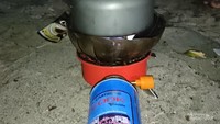 Jika memiliki waktu yang cukup, traveler bisa menginap dan memasak di area Geopark Ciletuh.