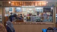 Kedai kopinya berlokasi di Blok M Square, Lt. Basement Blok J, tepatnya di foodcourt khusus kuliner Toba. Namanya Tabe Coffee, yang memiliki arti salaman dalam bahasa Batak. Foto: detikFood / Yenny Mustika Sari