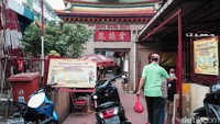 Di kawasan tersebut juga terdapat Klenteng Petak Sembilan yang masih terjaga dan terawat hingga saat ini.