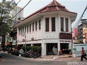 Metamorfosis Glodok: Dibuat Belanda hingga Jadi Kepala Naga Jakarta