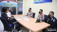 Di kesempatan yang sama M Faris turut memaafkan Brigadir NP. Meski begitu, ia berkata tak akan pernah melupakan kejadian saat ia dibanting