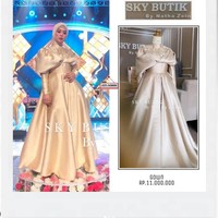 Mengenakan gaun panjang metallic berwarna coklat, penampilan Lesti Kejora terlihat memukau. Penampilannya itu dilengkapi dengan hijab berwarna senada. Dilansir dari Instagram @lestykejora, gaun karya SKY BUTIK by NATHA ZEIN itu dibanderol dengan harga sekitar Rp 11 juta. Foto: Instagram/@lesti.fashion