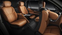 Lexus LX 600 ditawarkan dalam konfigurasi 4 kursi. Foto: Dok. Lexus