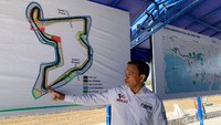 Seperti diketahui, progres pembangunan Pertamina Mandalika International Street Circuit atau Sirkuit Mandalika di Desa Kuta, Lombok Tengah, Nusa Tenggara Barat (NTB) sudah mencapai 97%. Secara keseluruhan semua jalan telah teraspal, tinggal detail dan fasilitas pendukungnya saja.