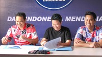 Liliyana diikat selama dua tahun dengan opsi perpanjangan. Penandatangan MoU dilakukan Butet bersama Direktur Utama PT Flypowerindo, Hariyanto Arbi, di Kantor Flypower, kawasan Grogol Utara, Kebayoran Lama, Jakarta Selatan, pada Kamis (14/10).