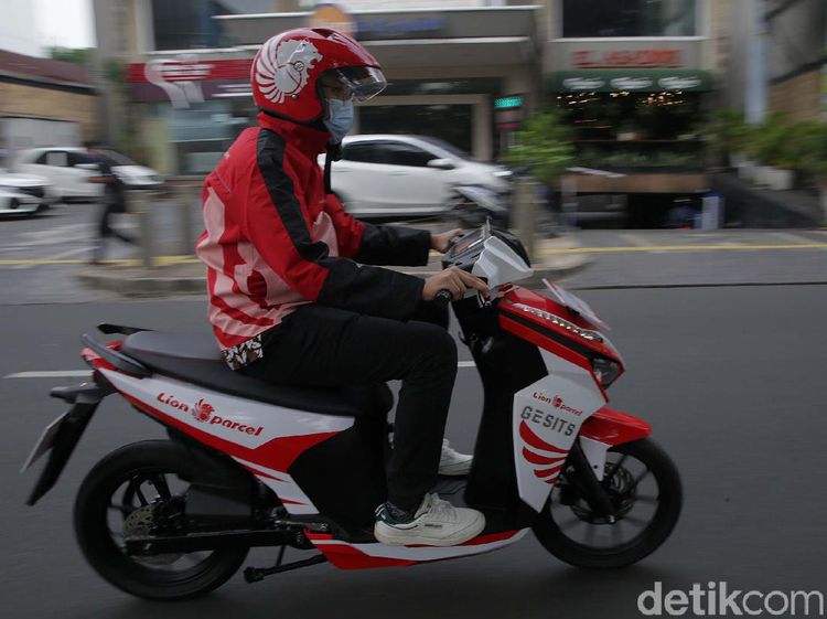 Motor Listrik Gesits Jadi Armada Pengantaran Barang