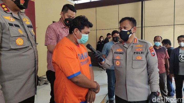 ott kepala desa di sidoarjo