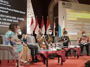 Sepatu Made In Mojokerto Curi Perhatian di Indo Smart City Expo 2021