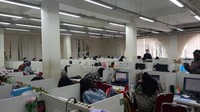PT Indo Tekno Nusantara (ITN), yang digerebek polisi, bergerak dalam bidang jasa collector atau penagih utang pinjol. Hari ini kita kita gerebek PT ITN yang merupakan collector, penagihnya, kata Kabid Humas Polda Metro Jaya Kombes Yusri Yunus kepada wartawan di lokasi, Kamis (14/10/2021).(Foto: Khairul Maarif)