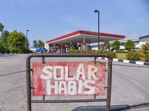 Operator Bus Masih Keluhkan Kelangkaan Solar di Sumatra, Bisa Antre Semalaman