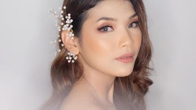8 Potret Cantik Shindy Sasgia, Atlet Voli PON Papua yang Juga Seorang Model