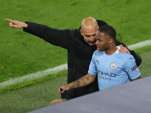 Sterling Mau Lebih Sering Main, Guardiola: Buktikan di Lapangan!
